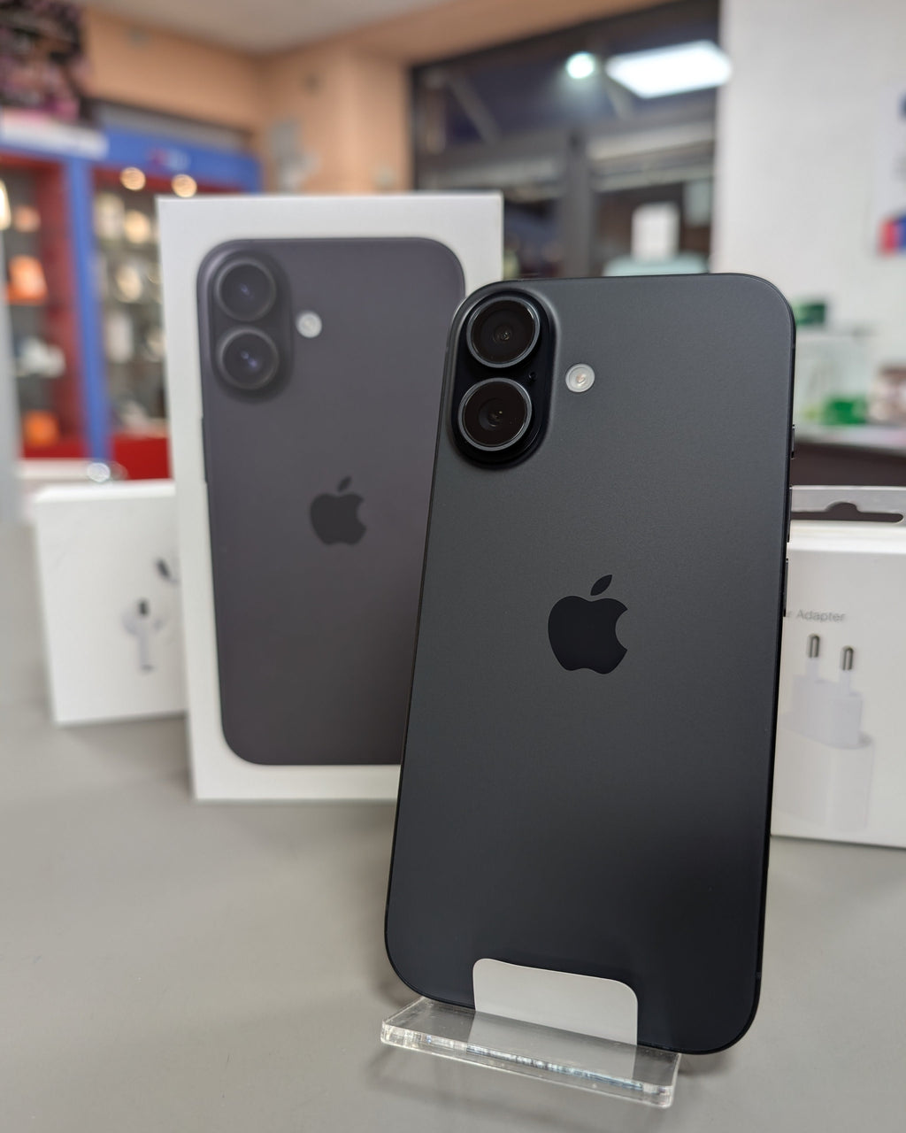 iPhone 16 128GB