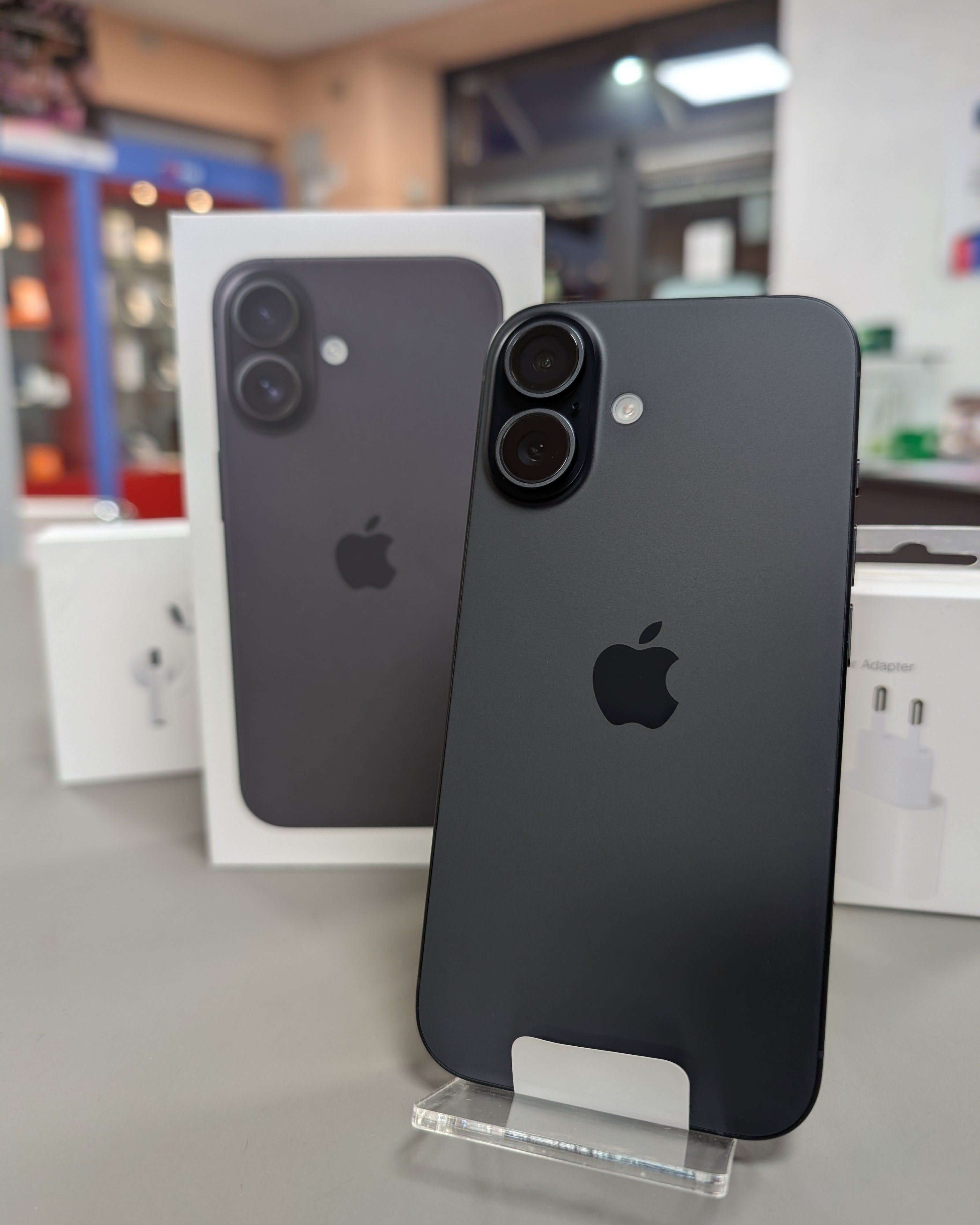 iPhone 16 128GB