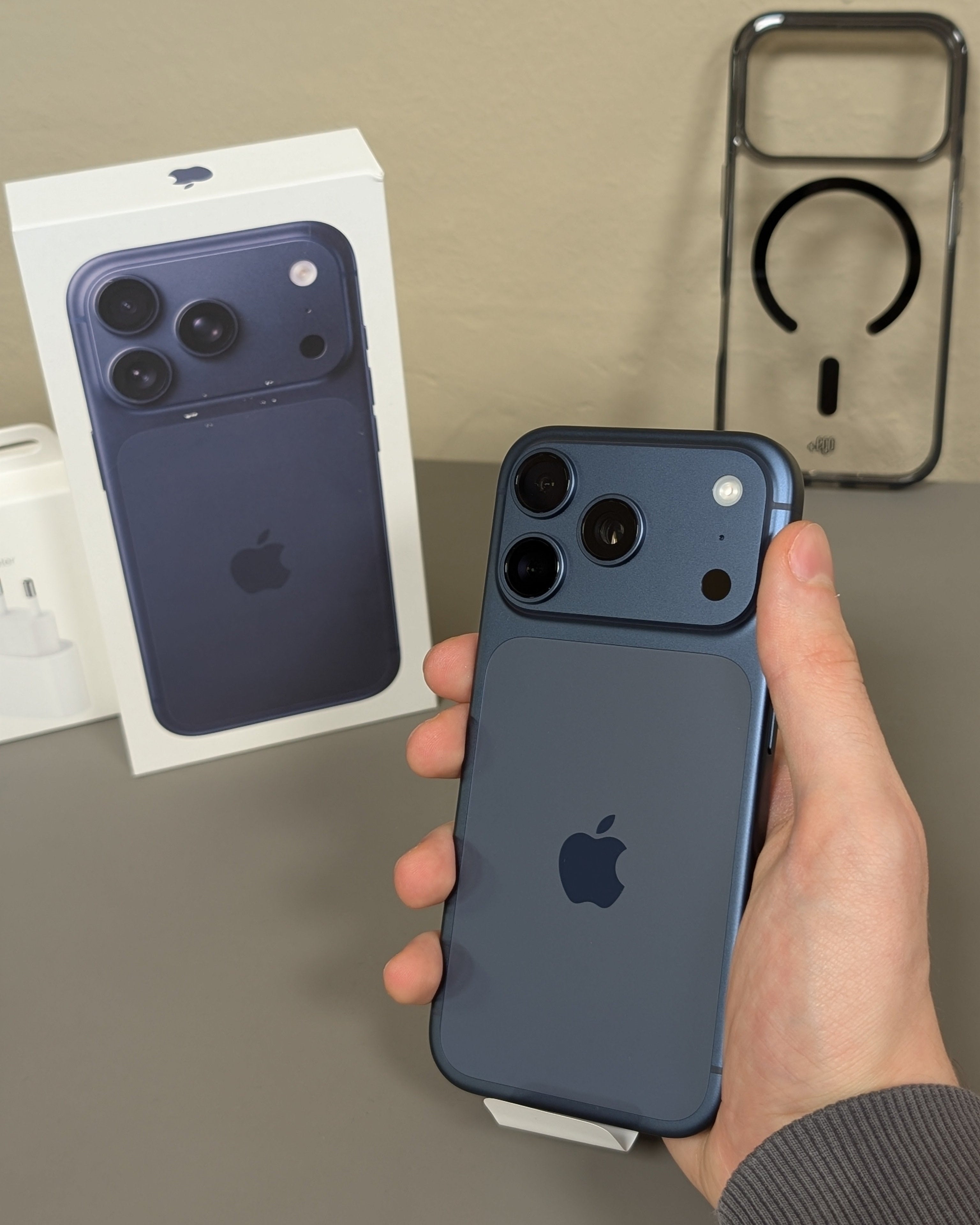 iPhone 17 Pro 256GB - SOLO ONLINE