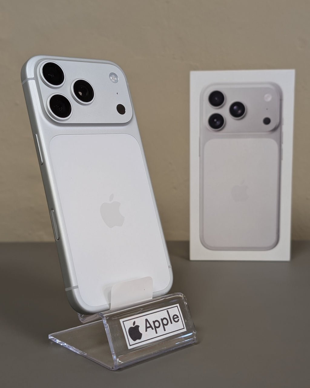 iPhone 17 Pro 256GB - SOLO ONLINE